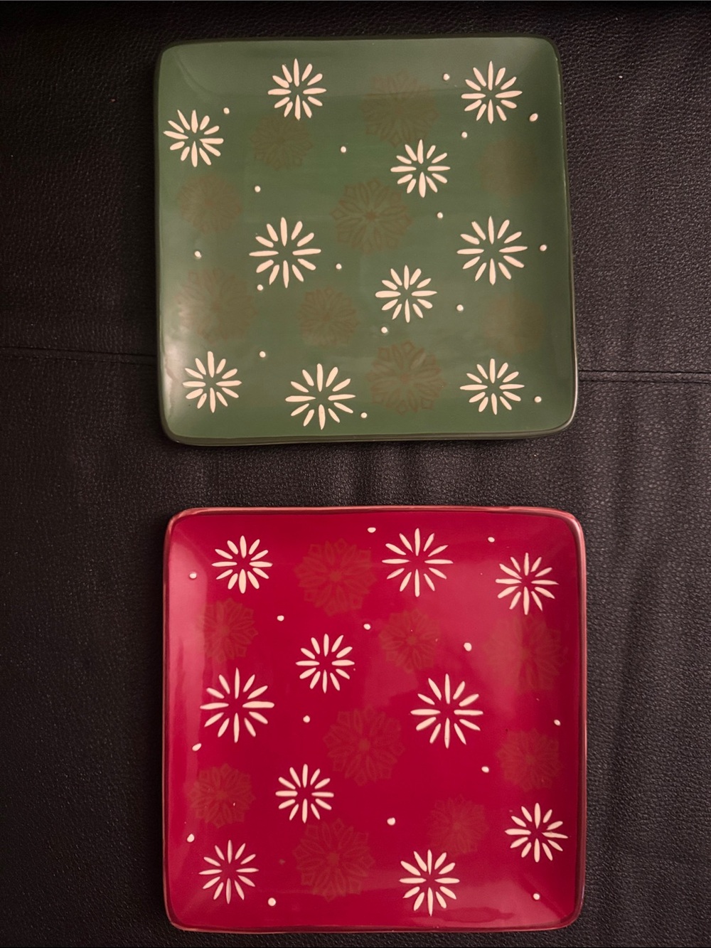 Green and Red Floral Square Dessert Plates - Set of 2 - holiday ceramic